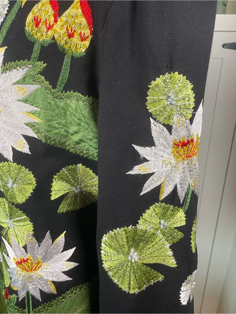 Vtg ANAGE Wearable Art Jacket Large Black Cotton Embroidered Water Lily Lotus